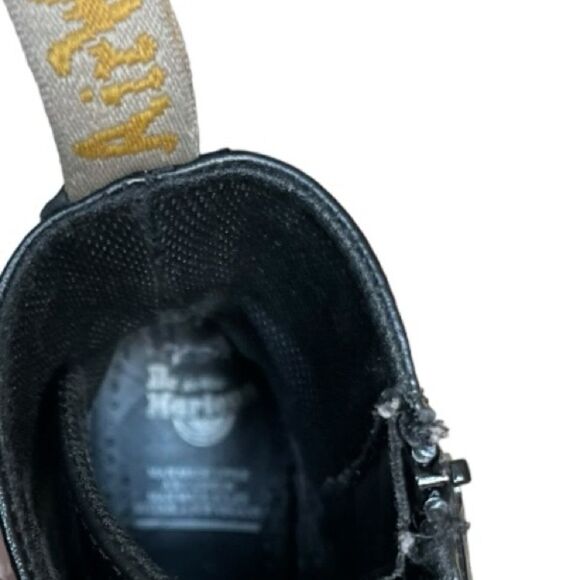 Dr. Martens, Vegan Jadon II 8-Eye Platform Boots - Picture 9 of 11